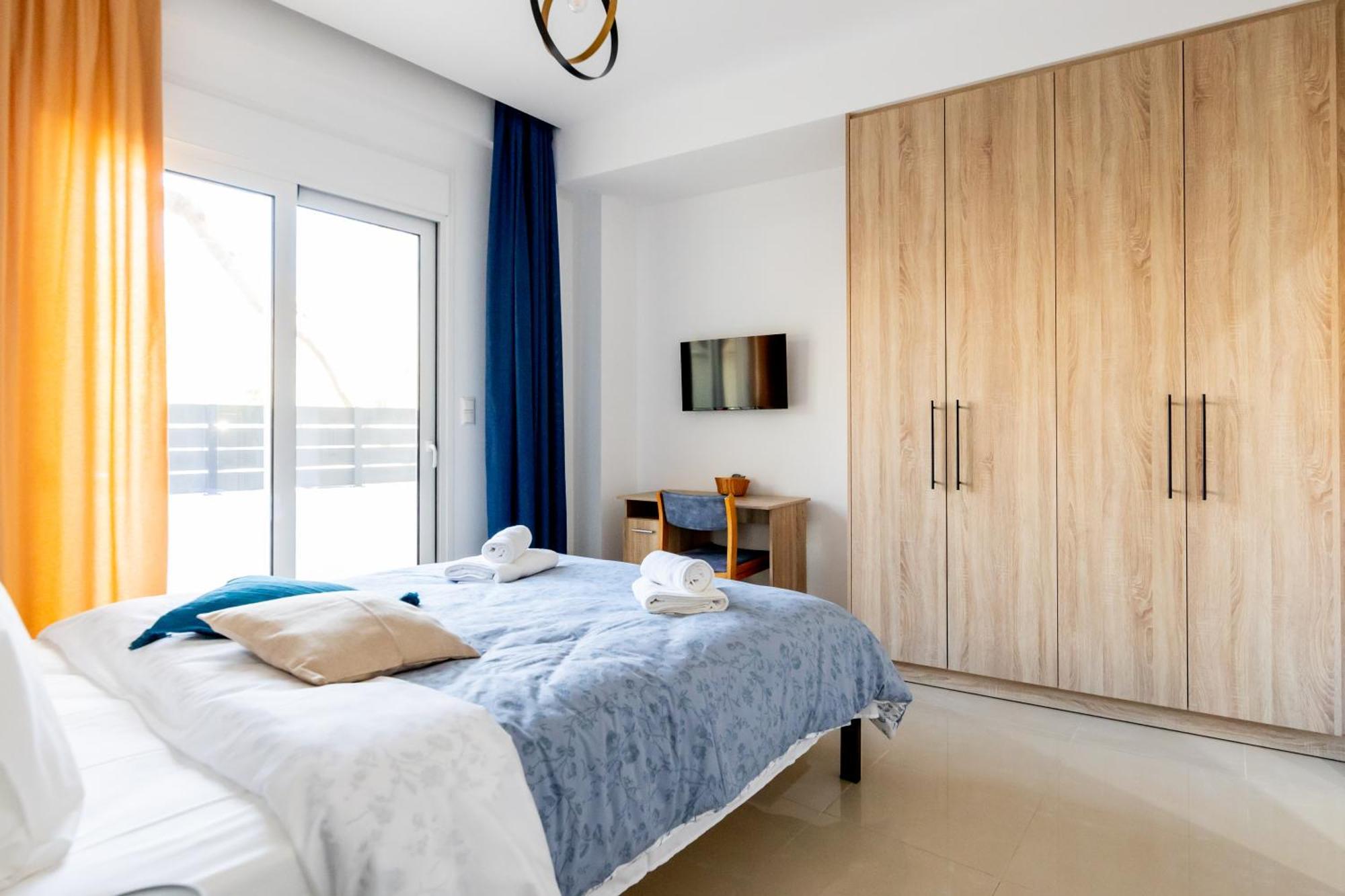 Pagani Urban - Premium Private Apartment Kalamata Esterno foto