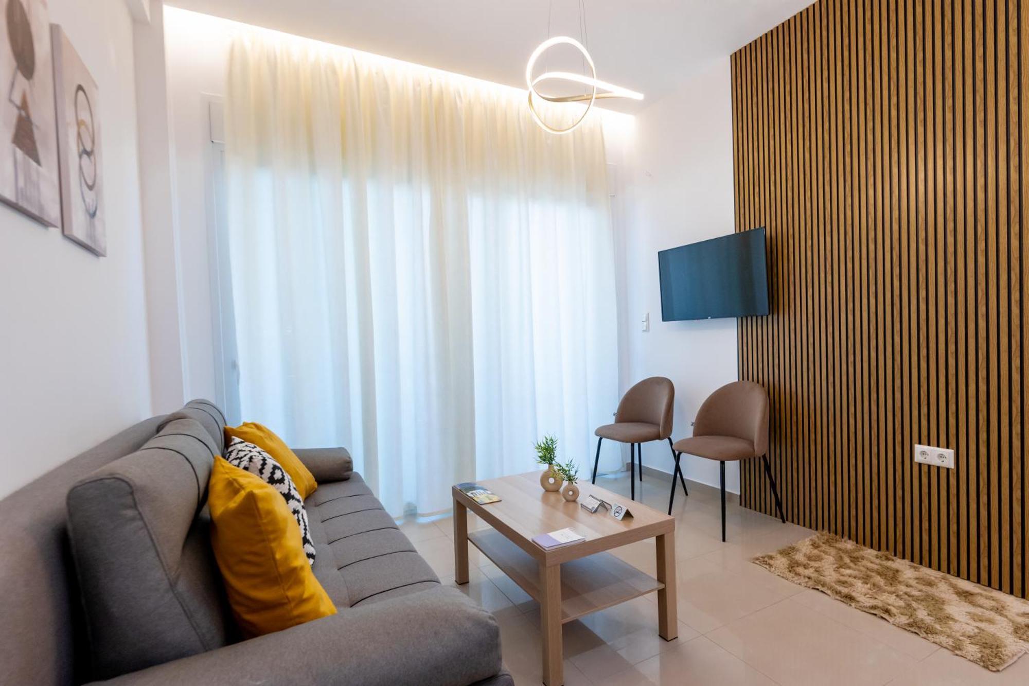 Pagani Urban - Premium Private Apartment Kalamata Esterno foto
