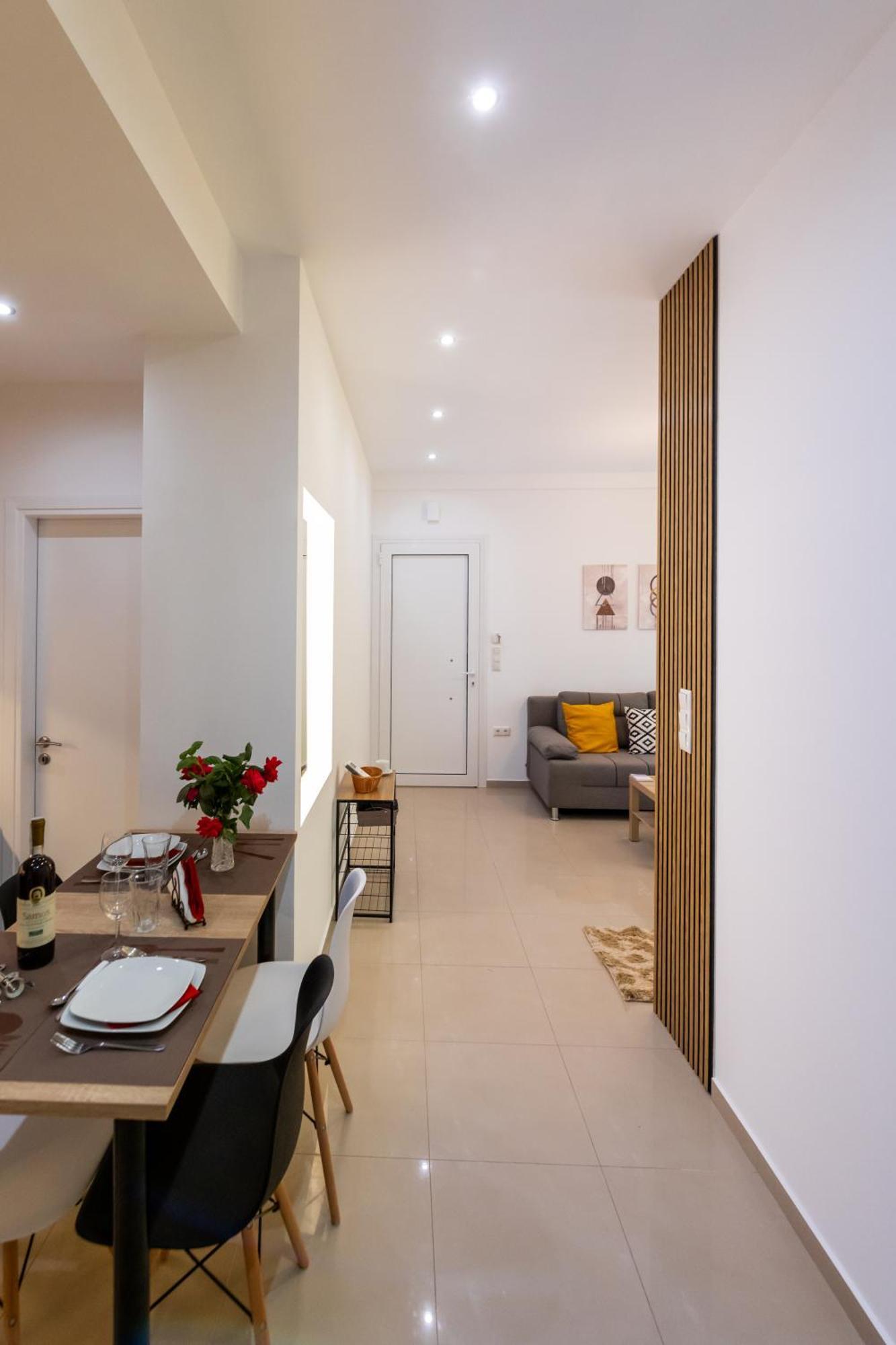 Pagani Urban - Premium Private Apartment Kalamata Esterno foto